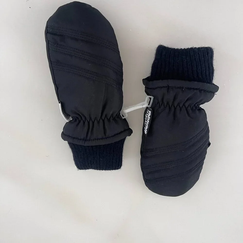 Kids black ski gloves Size large #ski #winter #snow #snowboard #cold Black Str
